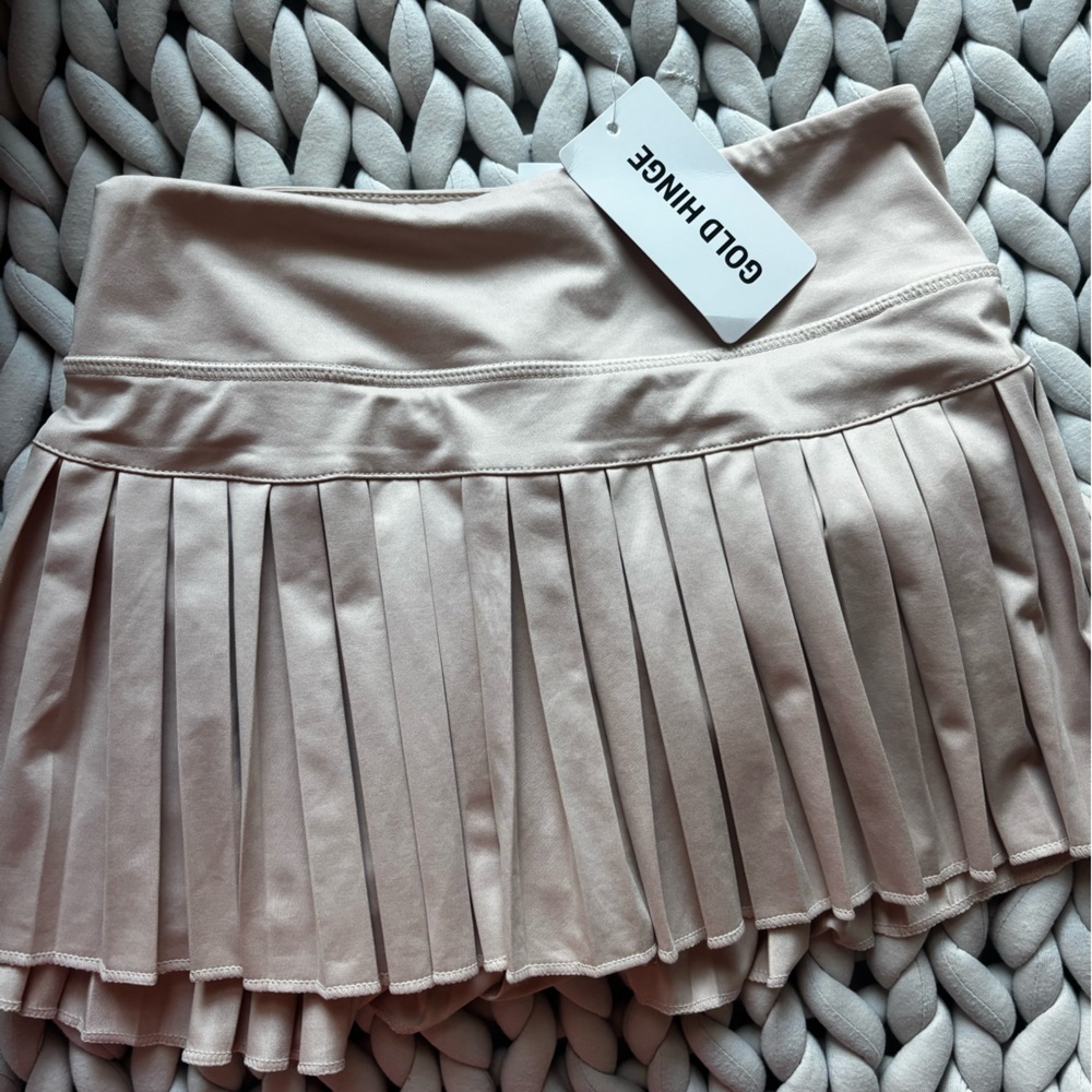 Gold Hinge Women's Pleated Mini Skirt - Cream